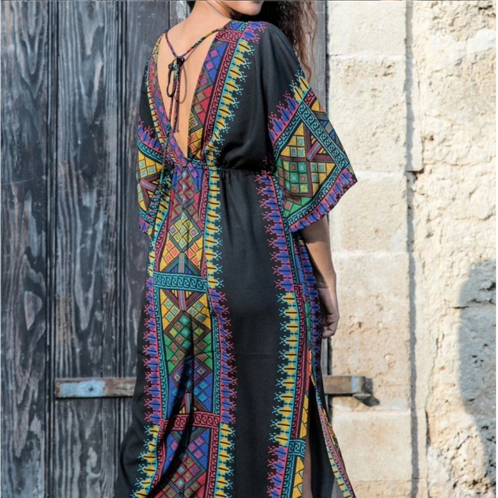 5⭐ Deep V Neck Beach Cover Up - Picture 3 of 7